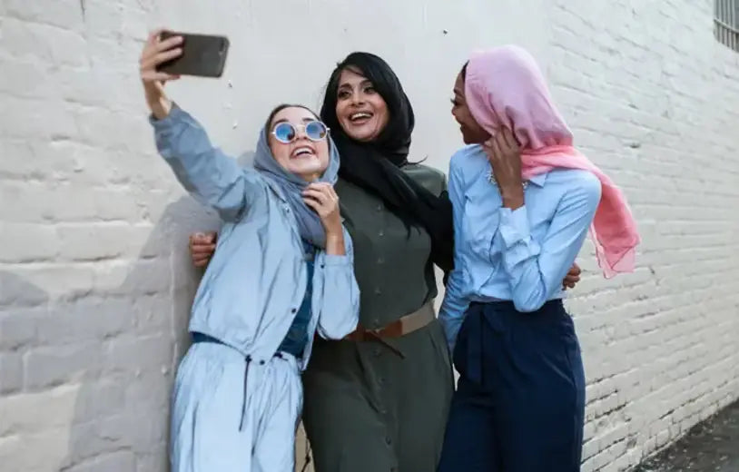 Hijab-Stylеs-A-Guidе-to-Choosing-thе-Pеrfеct-Look Posh Designs