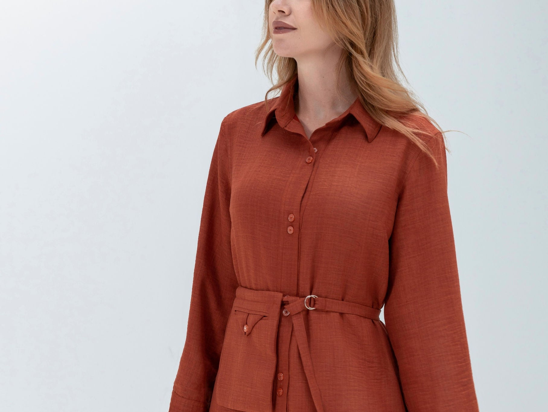 Explore our collection of dresses, including chic belt bag dresses, classic dresses, sleek leather dresses, and breathable linen dresses. Each piece combines style and comfort for versatile, standout looks.
