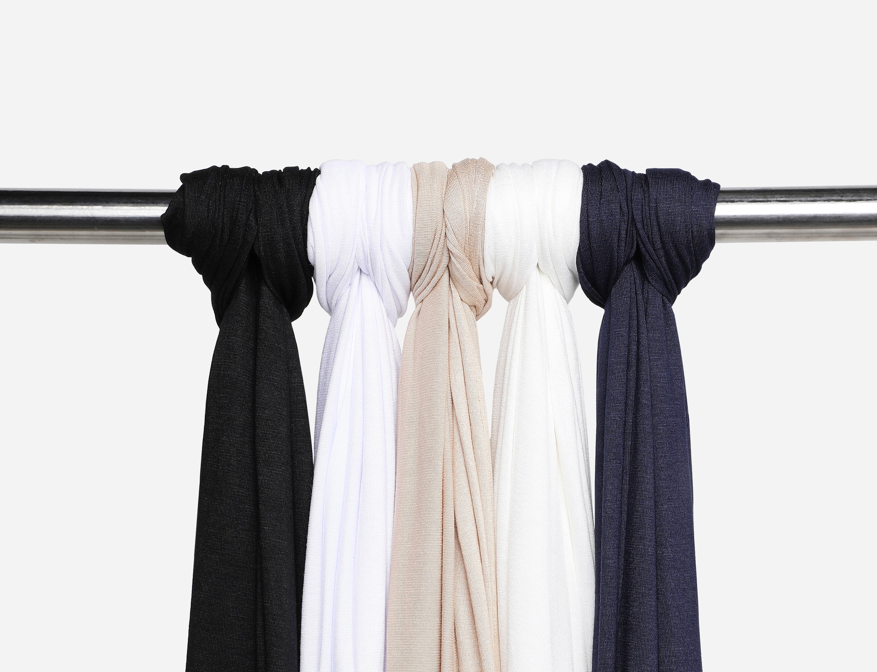 Scarf with visible Under-Hijab with short cords