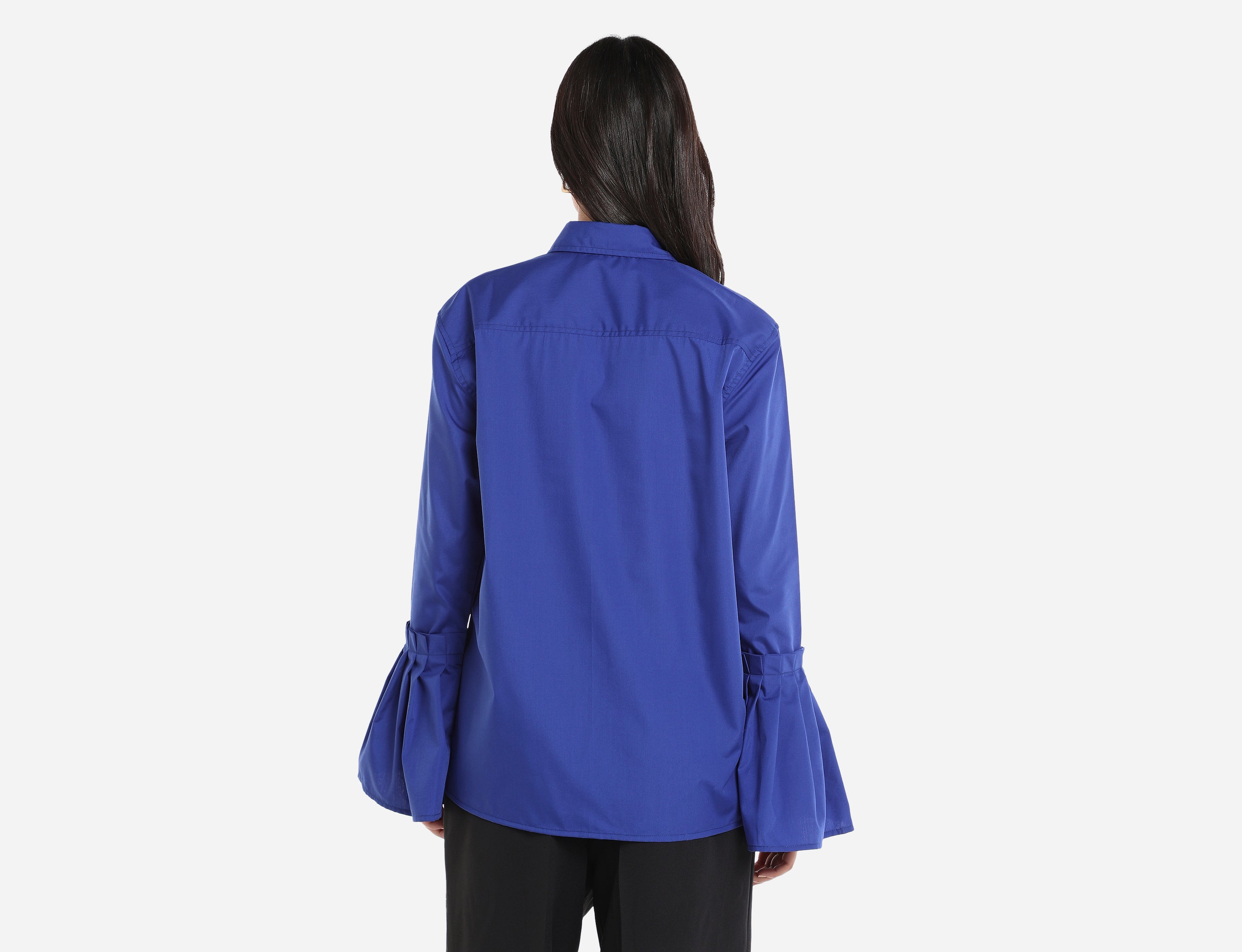 Shirt with circular flounce