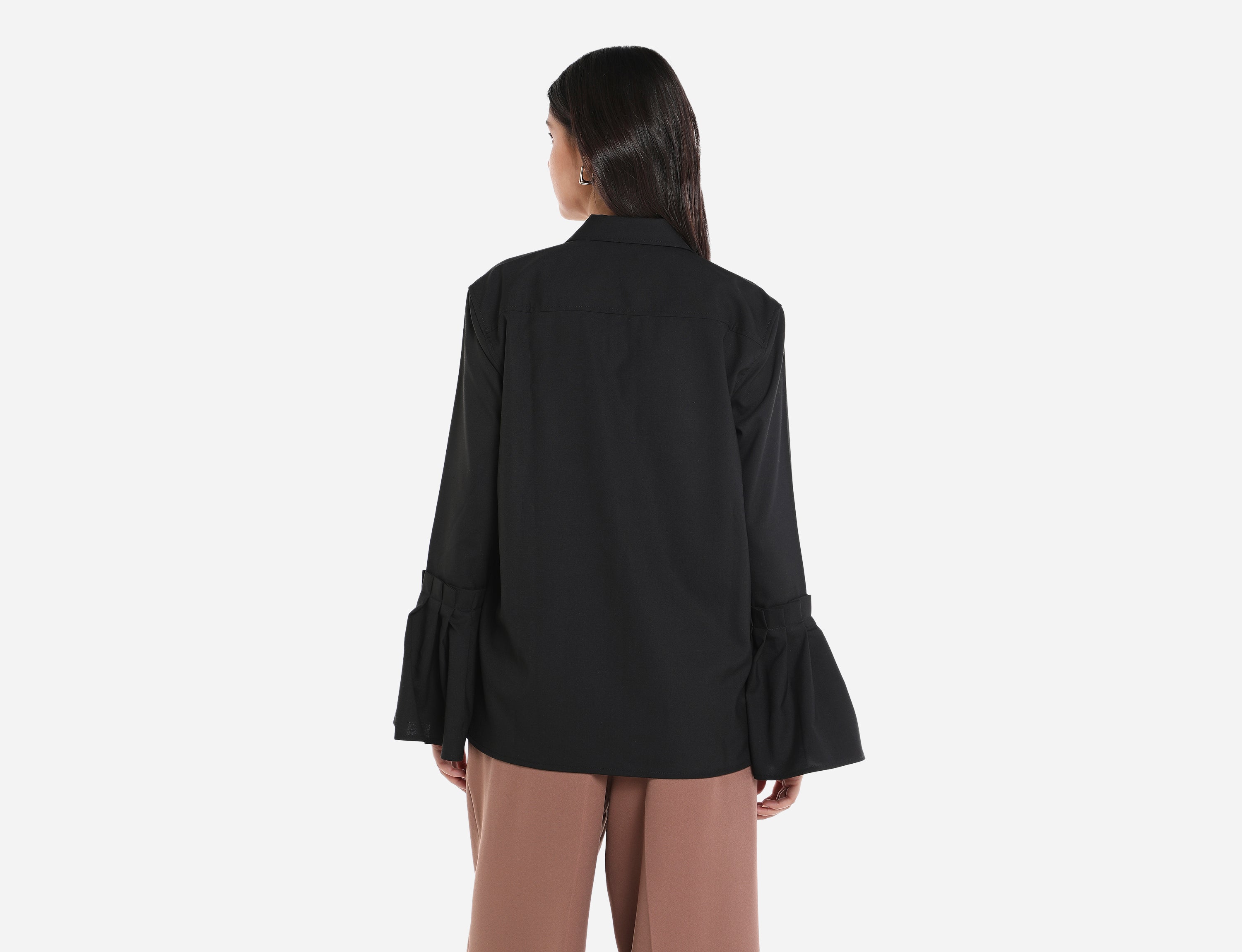 Shirt with circular flounce
