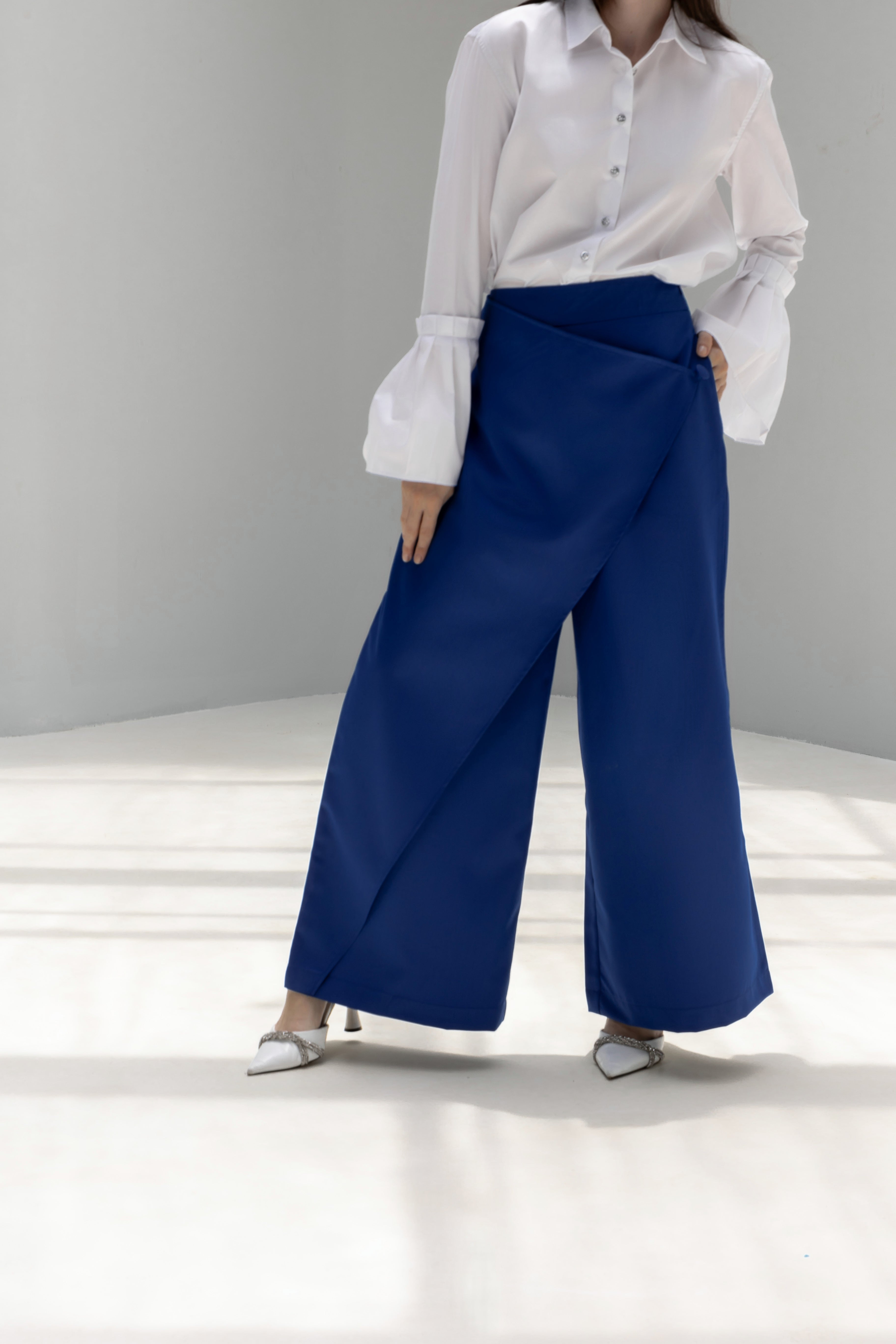 Cross over pants