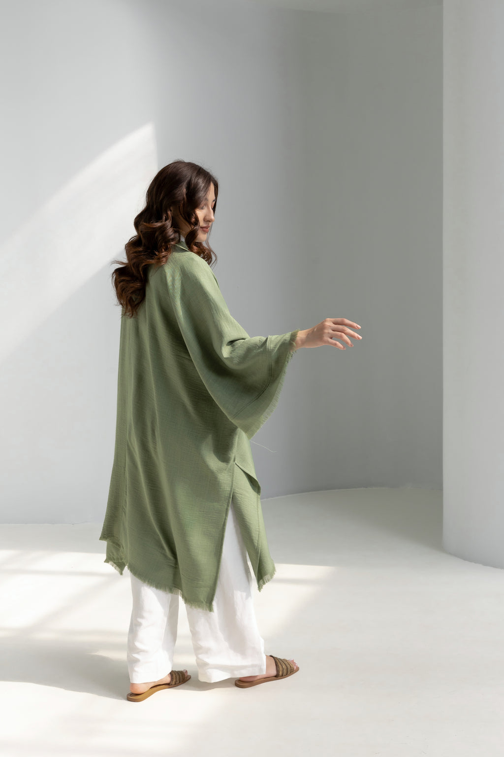 Linen Cardigan with fringes