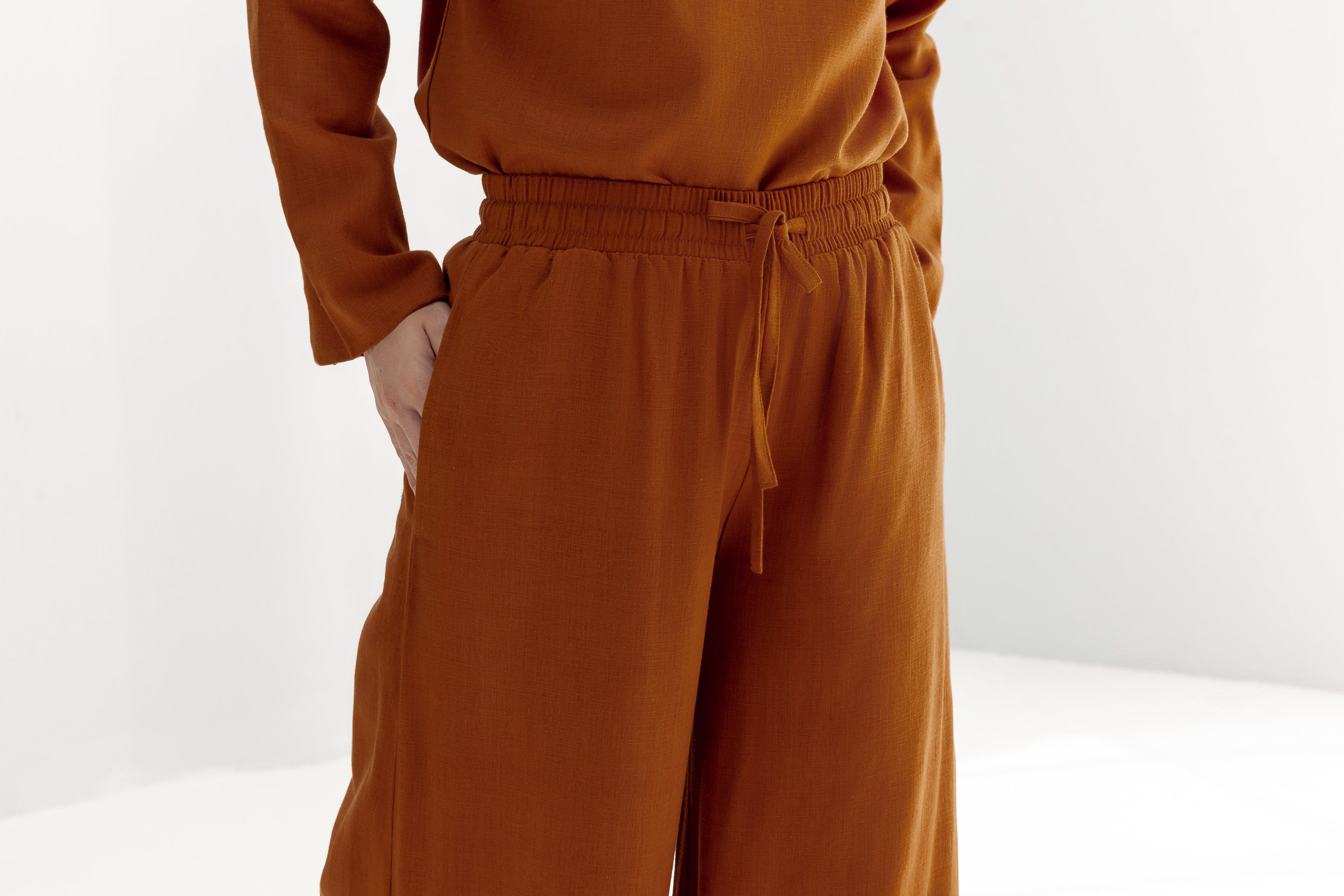 H-line Linen Trousers with side buttons