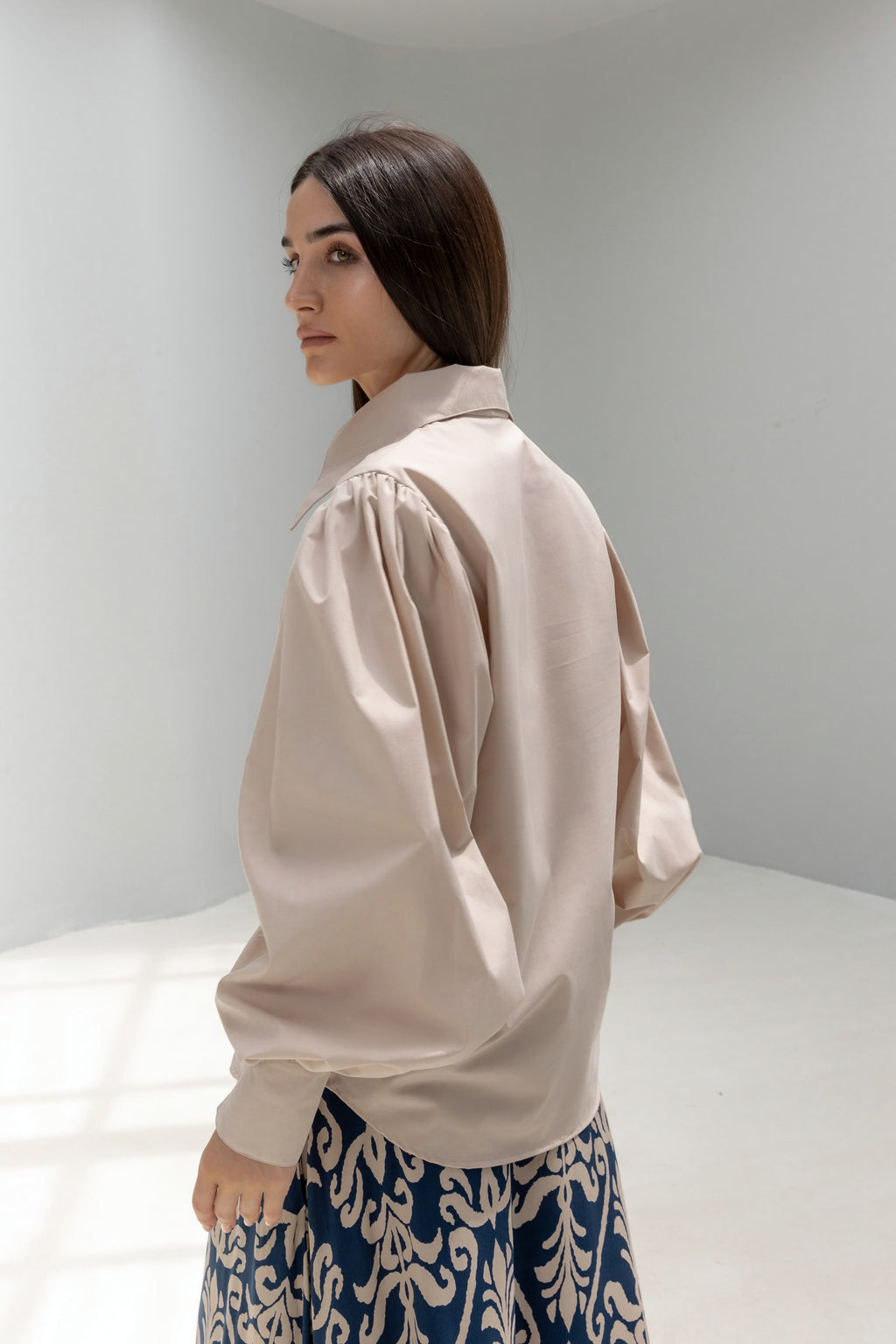 Lantern Sleeves Shirt