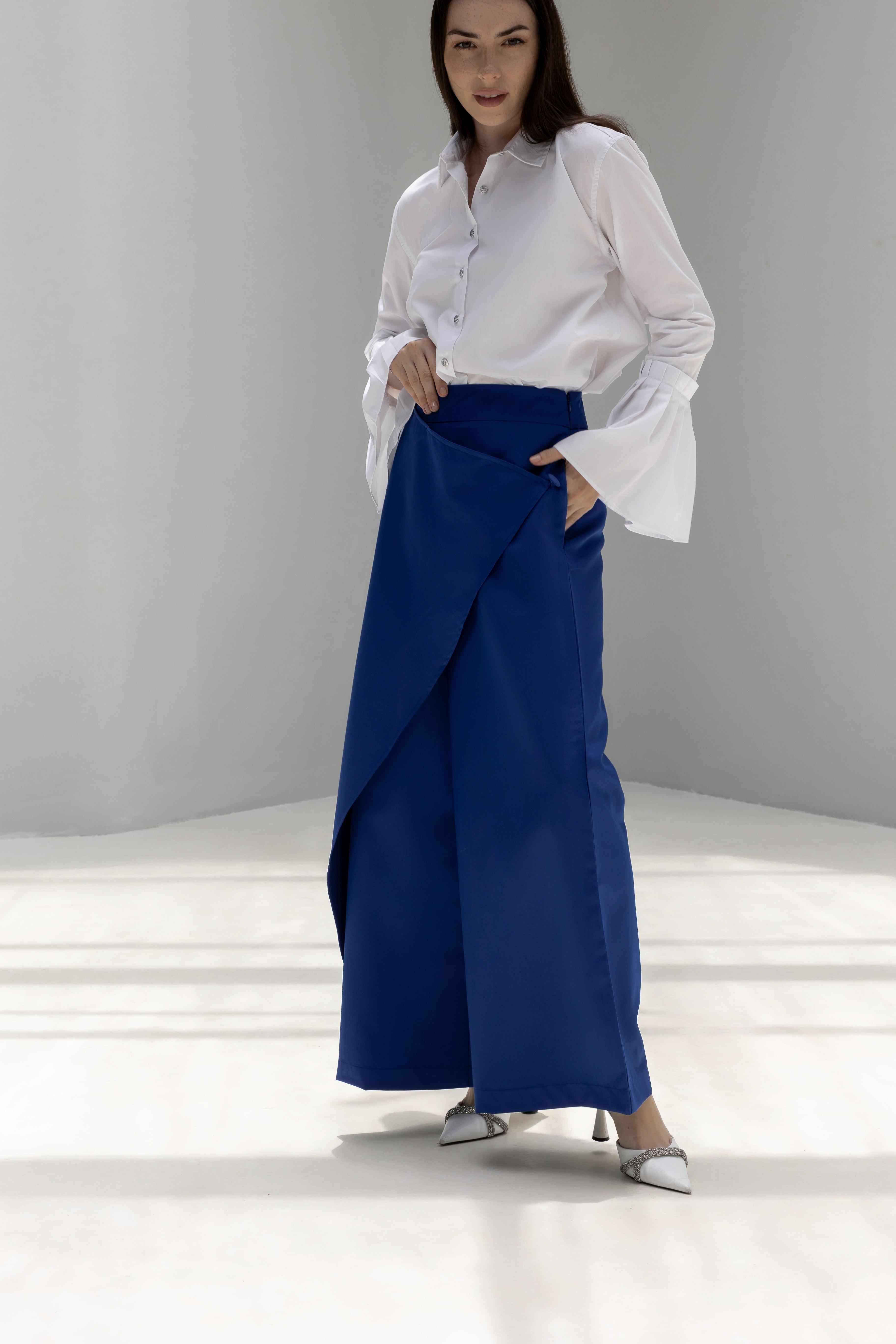 Cross over pants