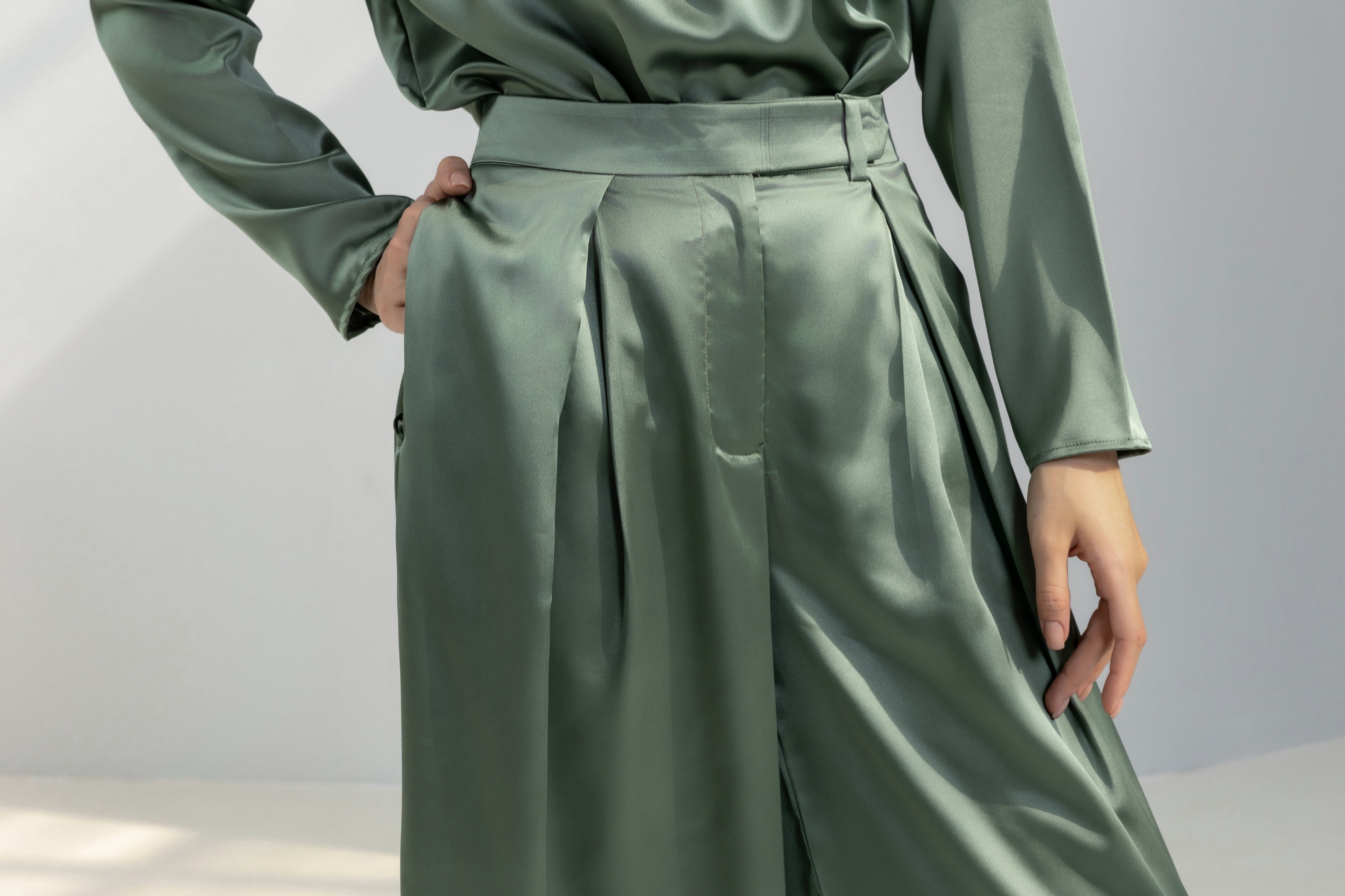 Wide leg Satin Trousers