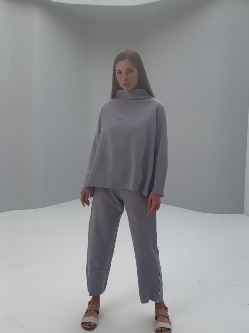 Loose Turtleneck Top with Studs